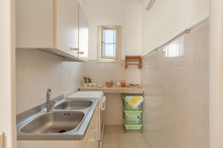 Private kitchen, 3766 Appartamento Ilde by Barbarhouse, Lecce