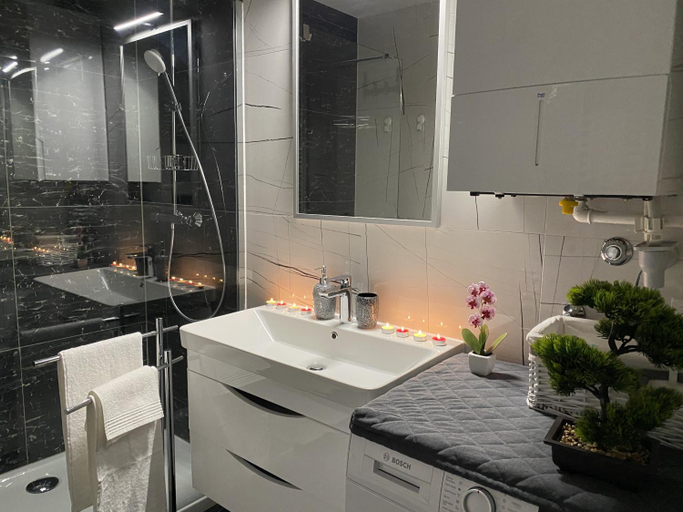 Bathroom 3, Apartment Vuky - Two bedroom apartment, Zagreb