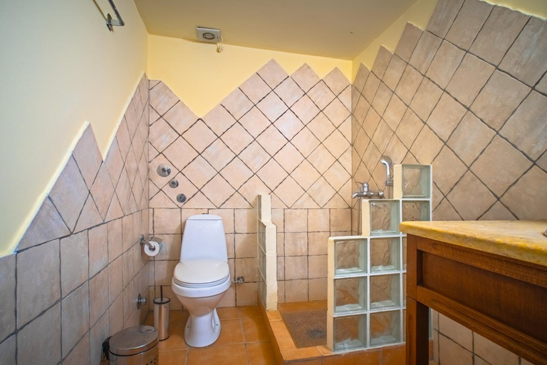Bathroom 3, Onar Mani Suites, Peloponnese