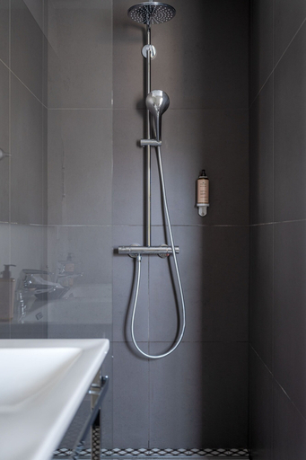 Bathroom 3, Le Château d Etoges, Marne