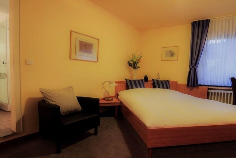 Bedroom 22