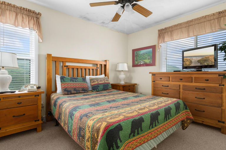Bedroom 3, Deer Ridge Mountain Resort D301, Sevier