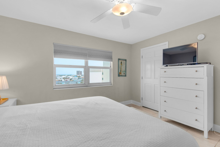 Bedroom 3, Regency Towers II by Southern Vacation Rentals, Escambia