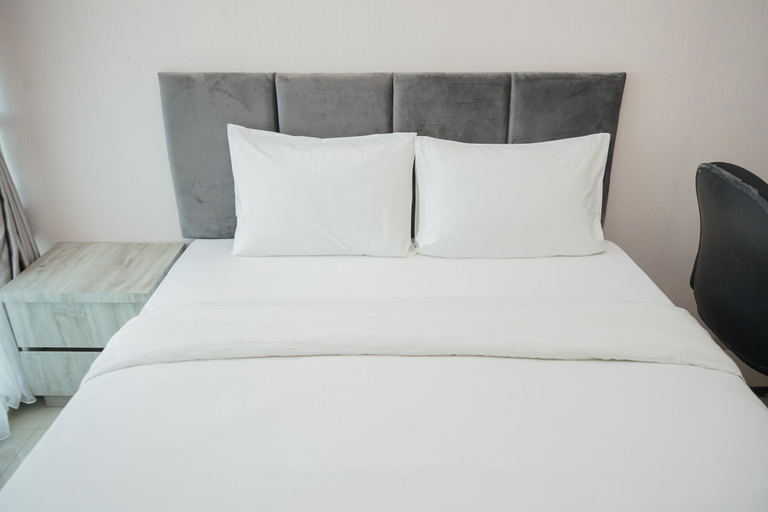 Bedroom 2, Minimalist And Nice Studio At Tree Park City Cikokol Apartment, Tangerang