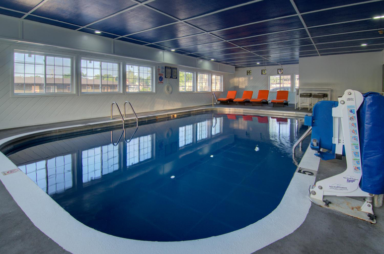 Sport & Beauty, Westbridge Inn and Suites, Appanoose