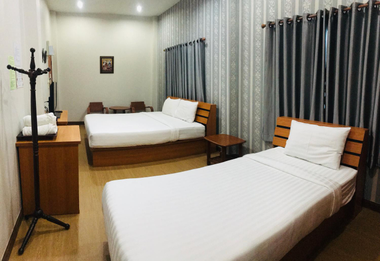 Bedroom 2, ช้างเผือกเกสต์เฮ้าส์ Changphueak Guesthouse, Muang Nan