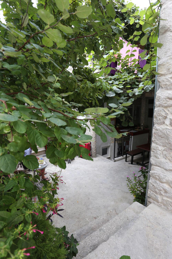 Others 4, Apartments Nikolla, Split