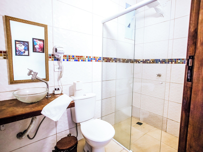 Bathroom 4, VELINN Pousada Praia do Perequê, São Sebastião