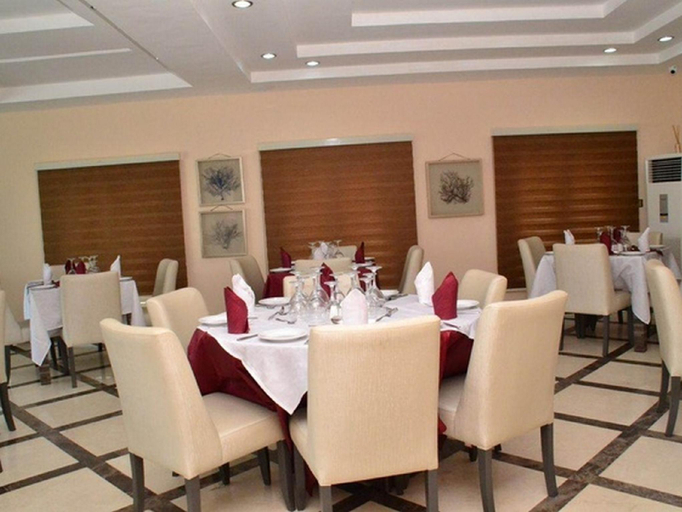 Food & Drinks 5, Ellyxville Hotel, Eti-Osa