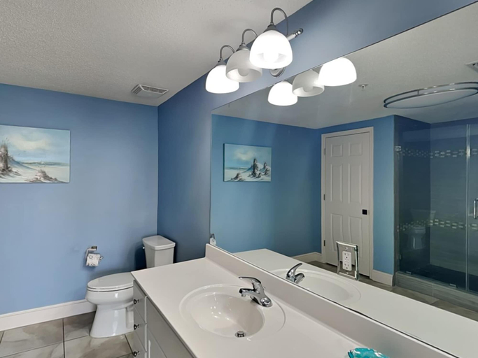 Bathroom 4, Majestic Beach Resort by Resort Collection, Bay