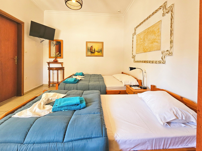 Bedroom 3, Hotel Exarhos, Central Macedonia