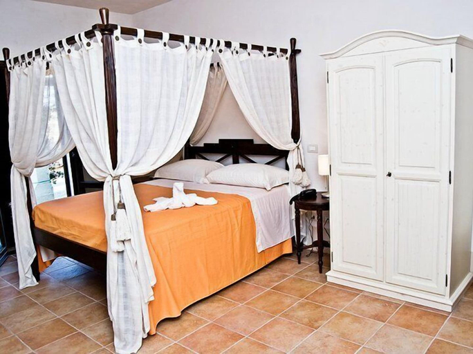 Bedroom 3, Masseria Li Campi, Lecce