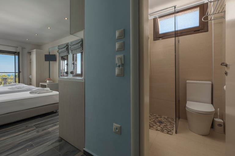 Bathroom 4, Alkioni by the Sea Hotel, Central Macedonia