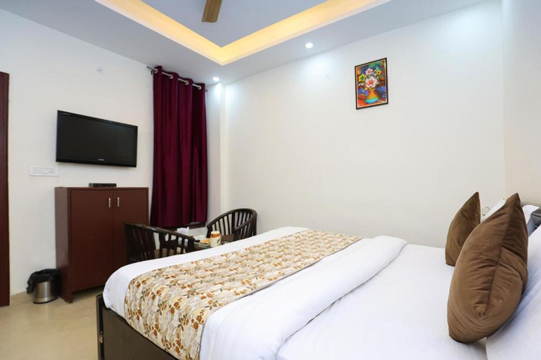 Bedroom 12
