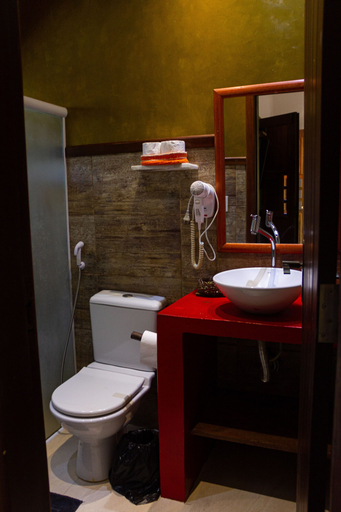 Bathroom 4, Pousada Aquarela, Cairu