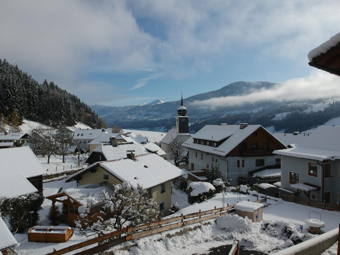 Others 3, Schneekristall, Liezen