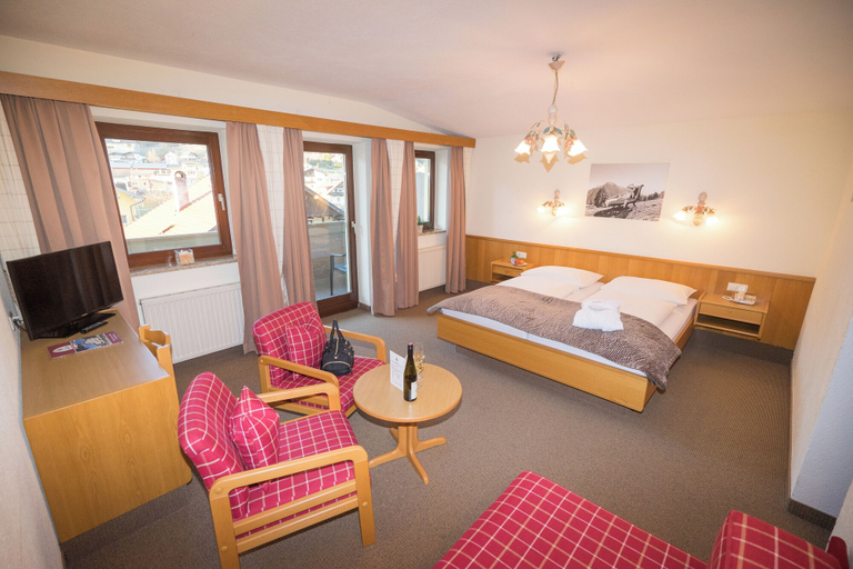 Bedroom 2, Hotel zum Lamm, Imst