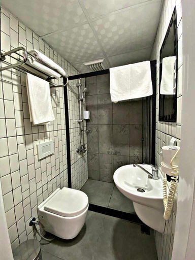Bathroom 5, Lotus Hotel, Silifke