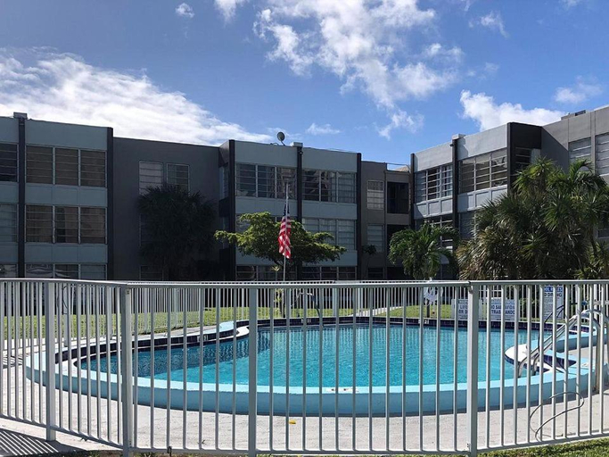 Sport & Beauty, Designer River View Apartments, Broward