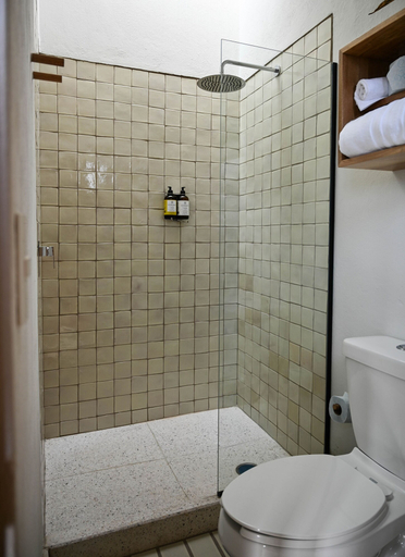 Bathroom 4, Casa Kali by Barrio México, Guadalajara