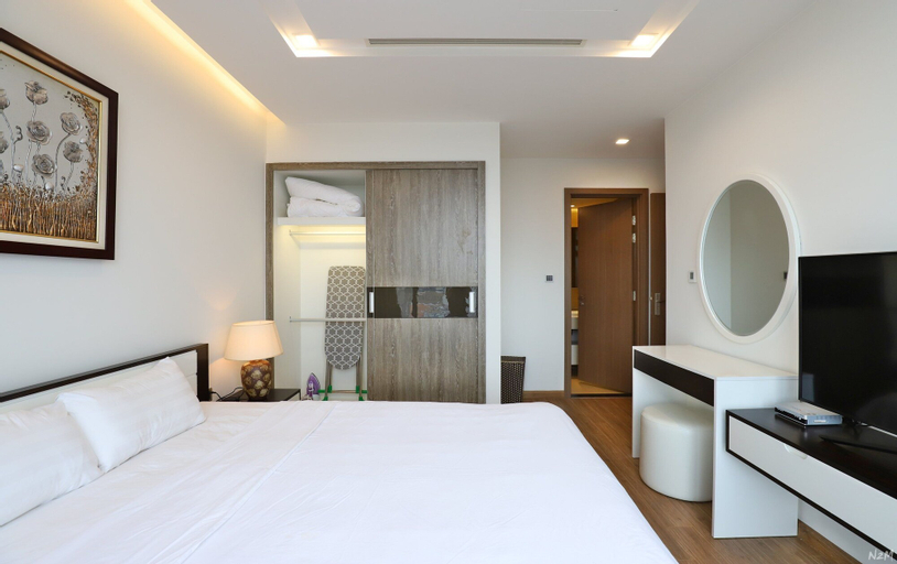 Bedroom 12