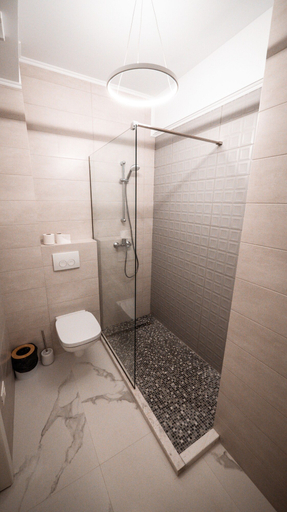 Bathroom 4, Wave 4 Residence, Navodari
