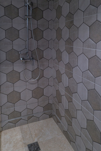 Bathroom 5, Domaine Damouw, Baie-Mahault