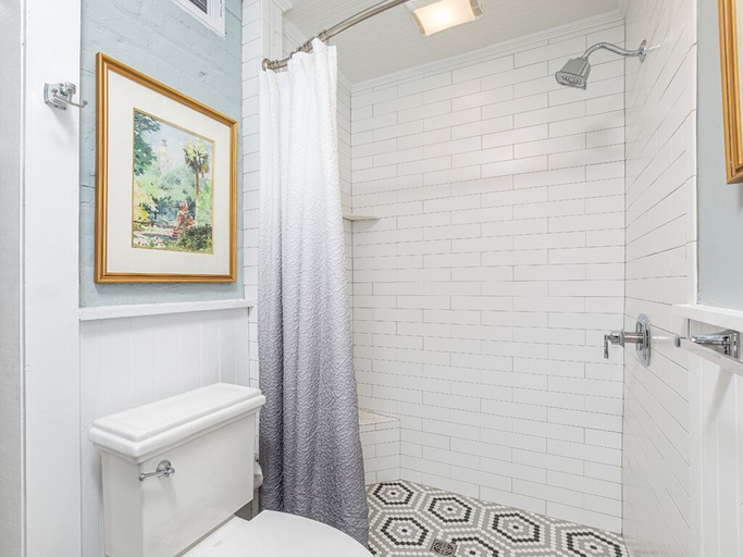 Bathroom 4, Whitaker By Design by Tybee Vacation Rentals, Chatham