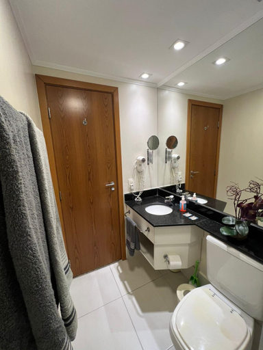 Bathroom 4, Flat Hotel Aeroporto Congonhas UH704, São Paulo