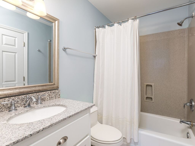 Bathroom 4, Good Times by Tybee Vacation Rentals, Chatham