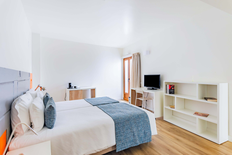 Bedroom 16