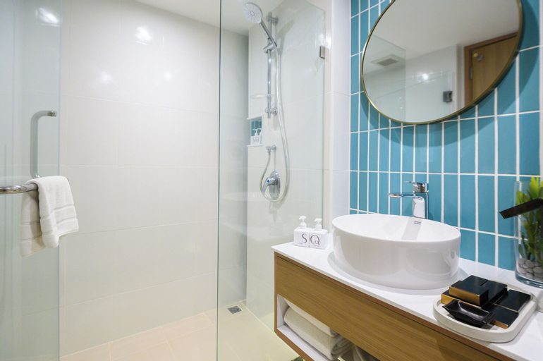 Bathroom 9