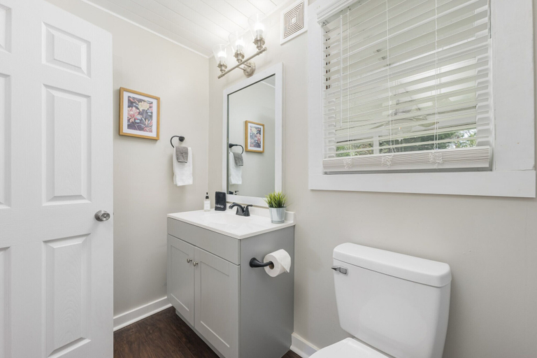 Bathroom 4, Uptown Cottage Unit A, Saint Johns