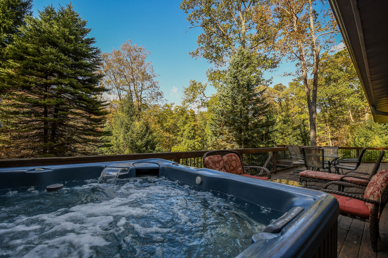 Sport & Beauty, Oakleaf Lodge, Garrett