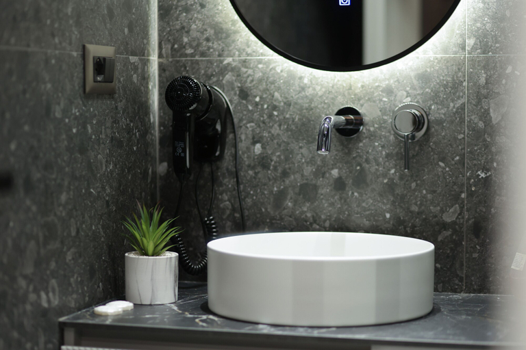 Bathroom 2, Gremmy Boutique Hotel, Tiranës