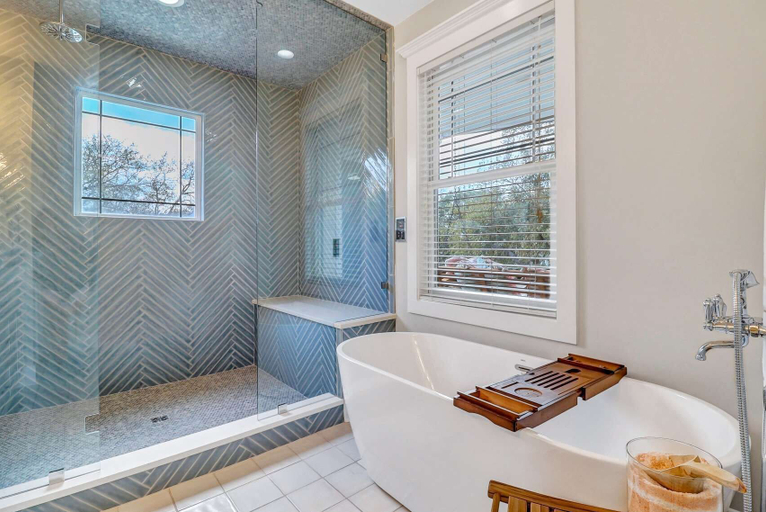 Bathroom 4, Tybee Skies, Chatham