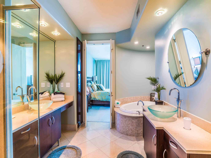Bathroom 3, Bella Luna #404 by Southern Vacation Rentals, Escambia