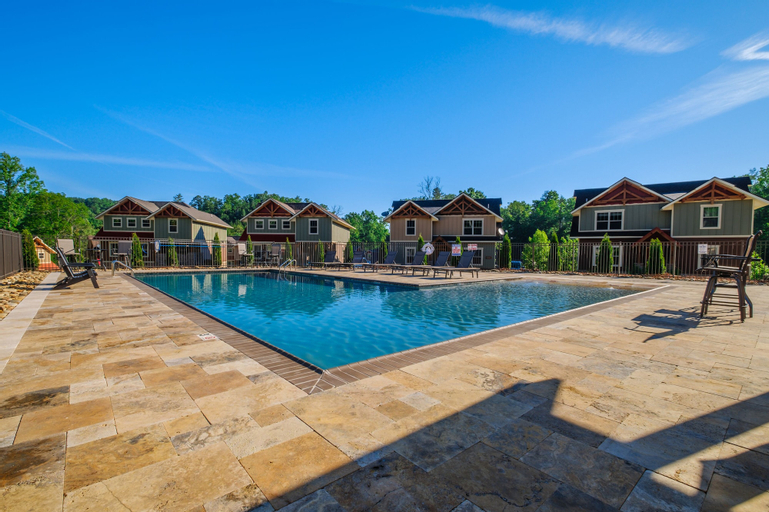 Sport & Beauty 2, Tri Star Lodge, Sevier