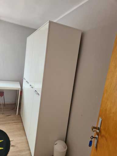 Others 2, Ayik Apartments, Peine