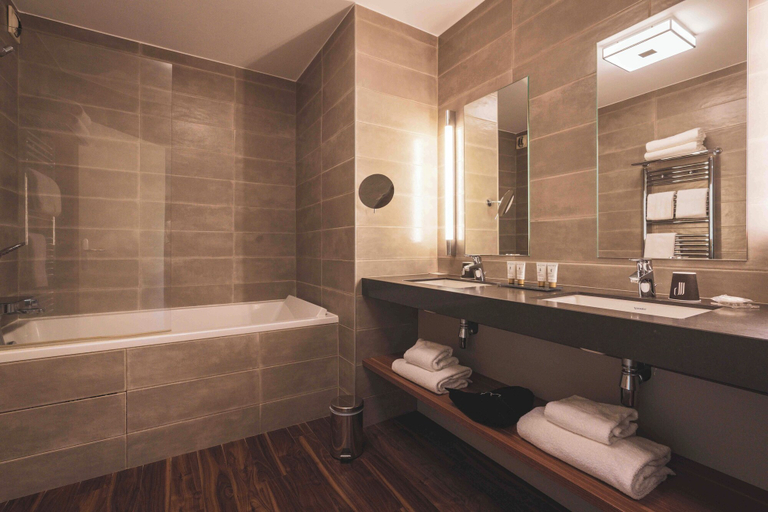 Bathroom 3, Forges Hotel, Seine-Maritime