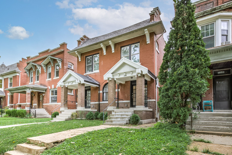 Exterior & Views 2, Expansive Downtown Home | JZ Vacation Rentals, Saint Louis