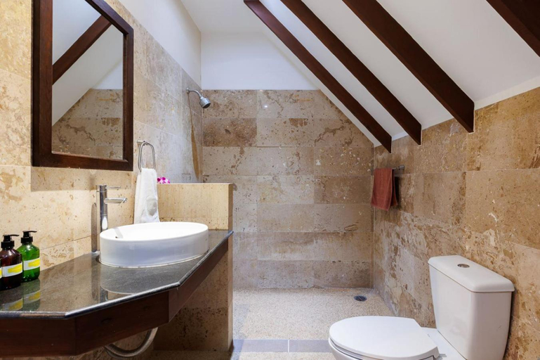 Shower 4, Baan Suay Villa, Ko Phangan
