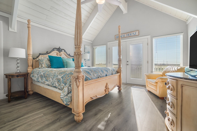 Bedroom 3, Aqua Dreams - Pet Friendly! Heated Private Pool!, Nueces