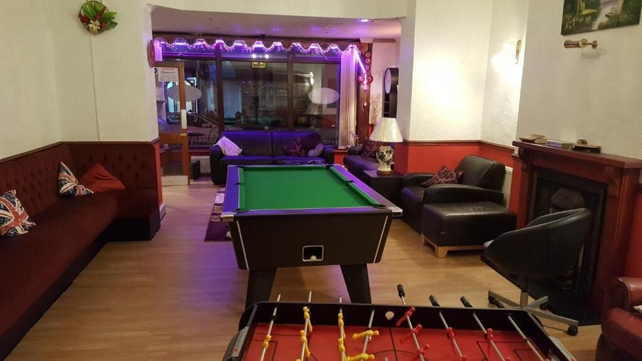 Others 5, Bukhari Hotel, Blackpool