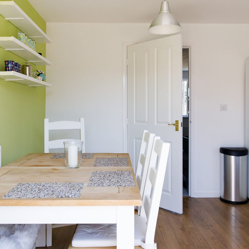 Room 2, Newly Refurbished Seaside Escape - 5 Mins to Beach, West Sussex