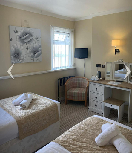 Others 3, Abercrave Inn, Powys