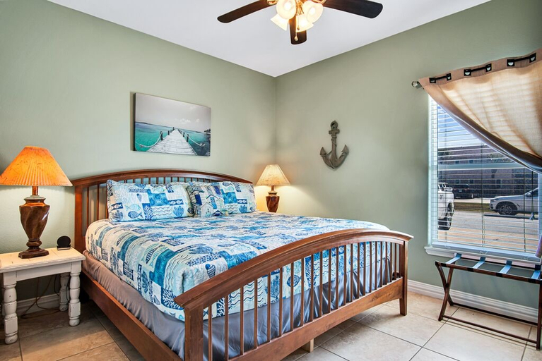 Bedroom 2, Sweet Retreat by Silver Sands Vacation Rentals, Nueces