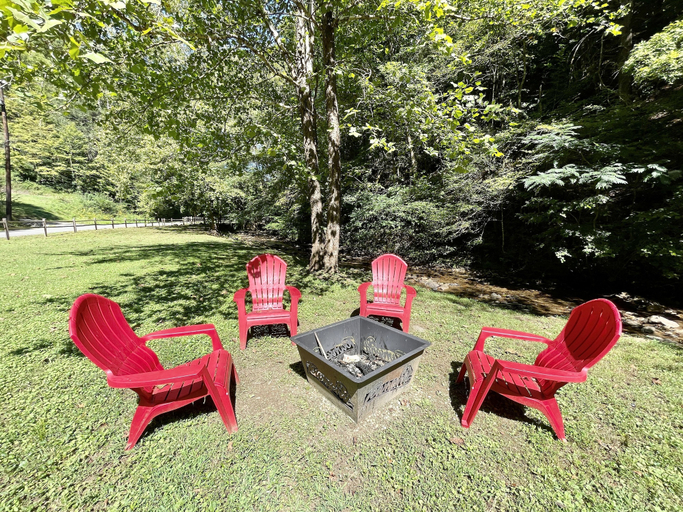 Others 5, Whisper Creek 2 Bedroom Cabin by RedAwning, Blount