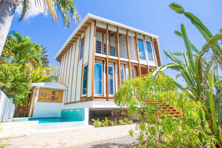Exterior & Views 2, Stunning Views At - Villa Aire 1 Bedroom Apts by RedAwning, Roatán