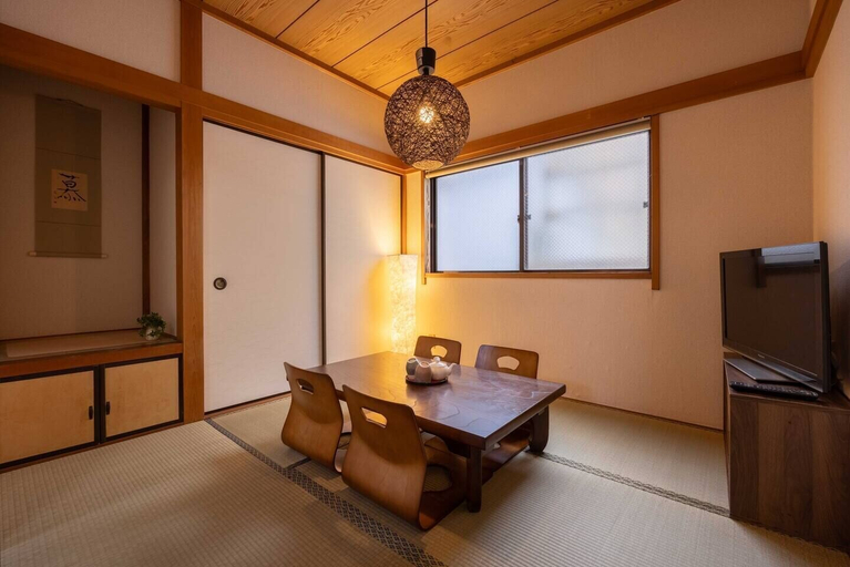Others 5, Higashi Komagata Bldg. 2F3F